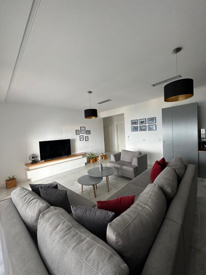 Appartement Luxury Penthouse B&E à Saranda Extérieur photo