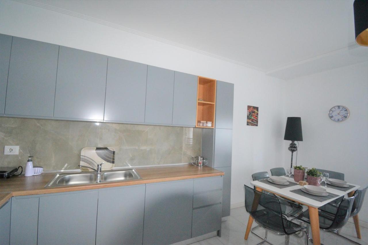 Appartement Luxury Penthouse B&E à Saranda Extérieur photo