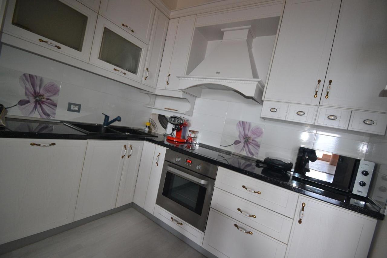 Appartement Luxury Penthouse B&E à Saranda Extérieur photo